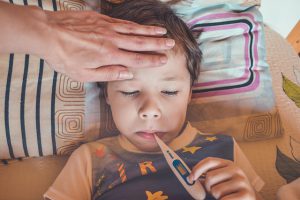 jak zbić gorączkę u dziecka
